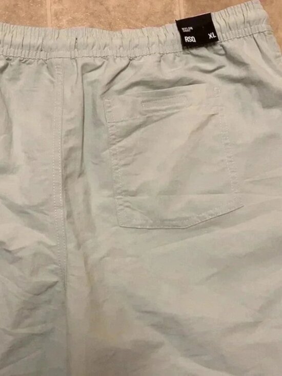 RSQ - Picture 5 of 5